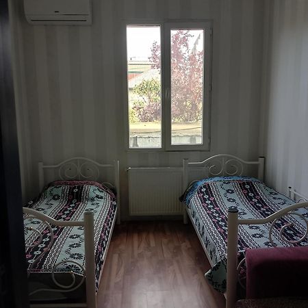 Jesis Batumi Quarto foto