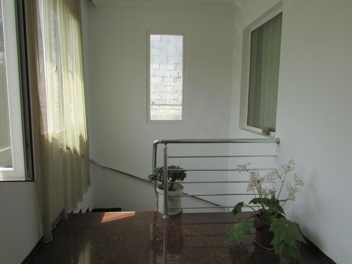 Jesis Batumi Exterior foto