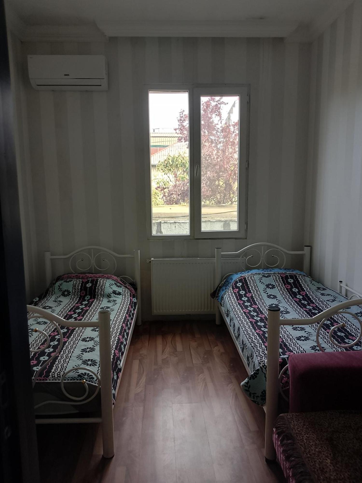Jesis Batumi Quarto foto